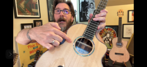Kala Contour Deluxe Spruce & Rosewood Baritone Ukulele KA-CTD-SSRW-BG-C
